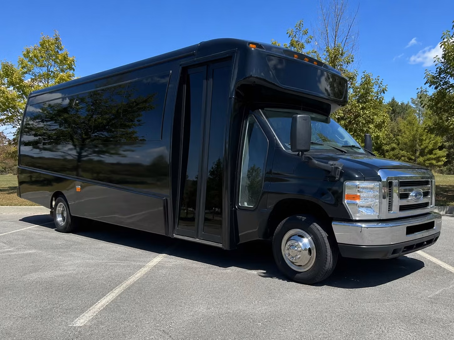 15 passenger minibus