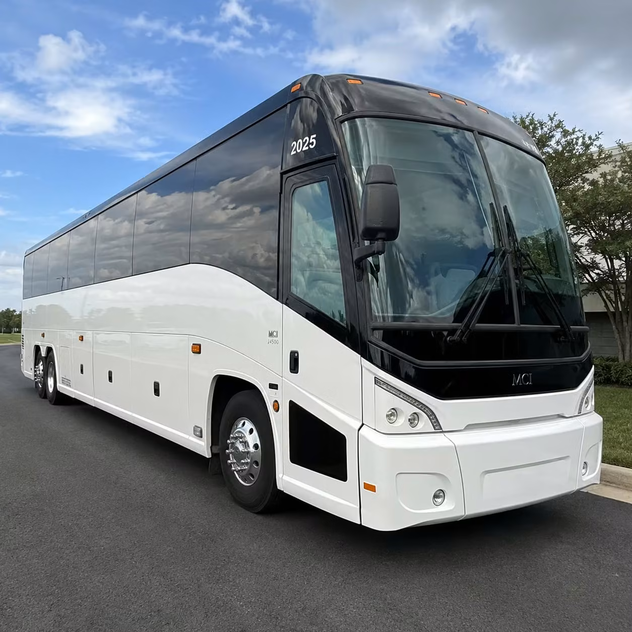 ascend amphitheater concert bus rentals from murfreesboro