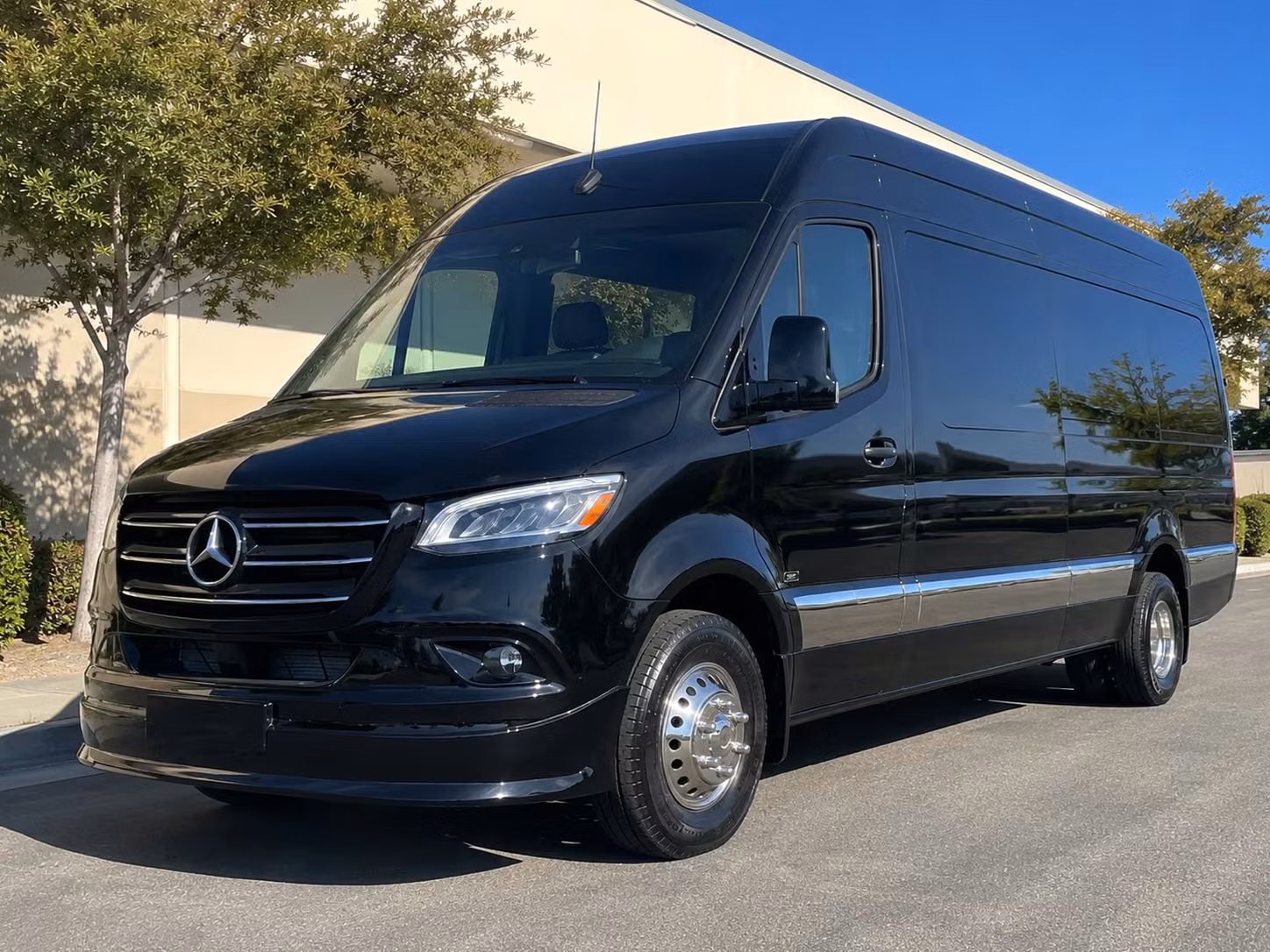 bus rentals for murfreesboro concerts music festival