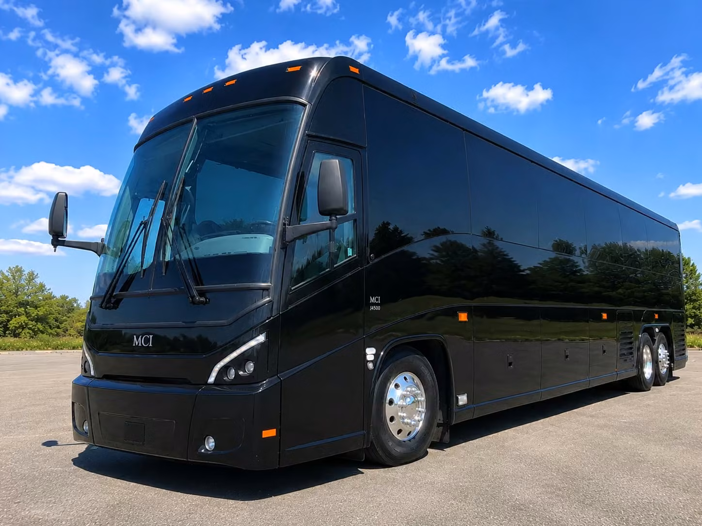 field trip shuttle buses for murfreesboro groups heading to the lane agri park