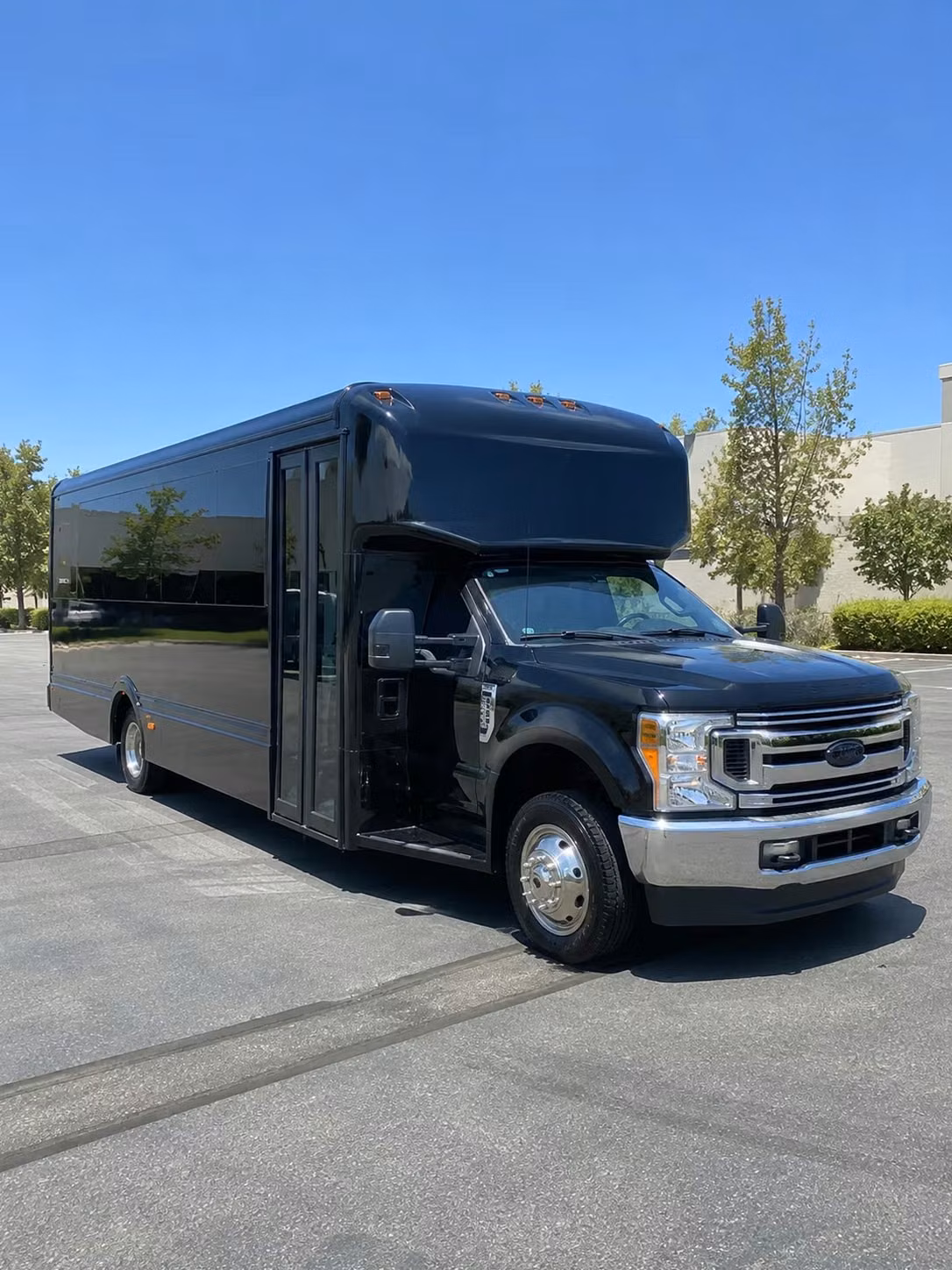 murfreesboro prom party buses that make the night before the night